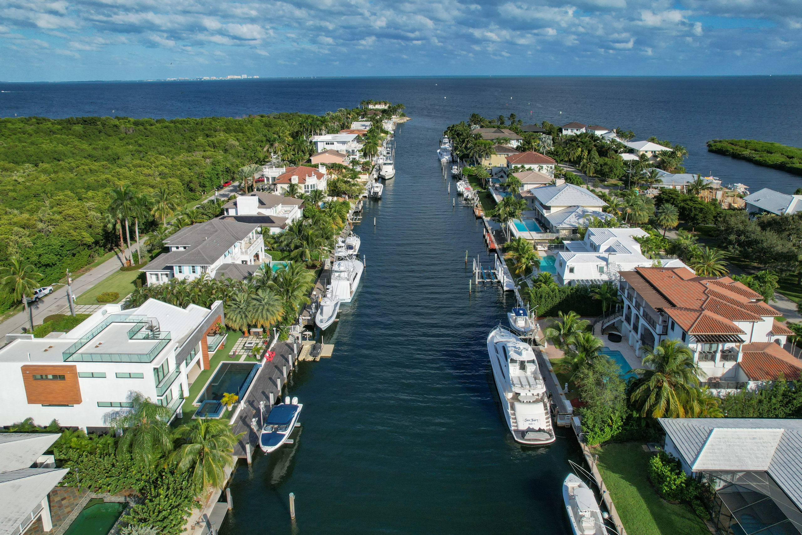 What are the best Waterfront Homes in Coral Gables? DSG