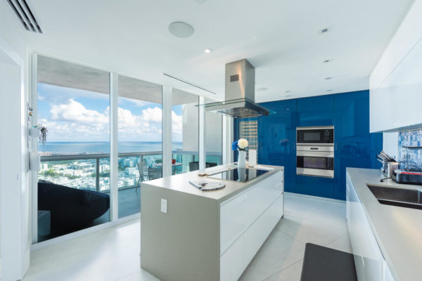 1000 South Pointe Dr Unit 2802-large-011-10-20171121 01 DSC 9773 ED-1500x1000-72dpi