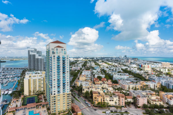1000 South Pointe Dr Unit 2802-large-014-17-20171121 01 DSC 9785-1499x1000-72dpi