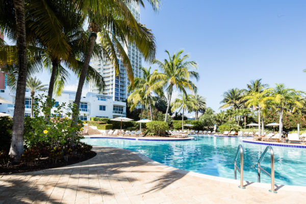 28_9506_2017-02-03_100 S Pointe Dr #TH14, Mia Bch