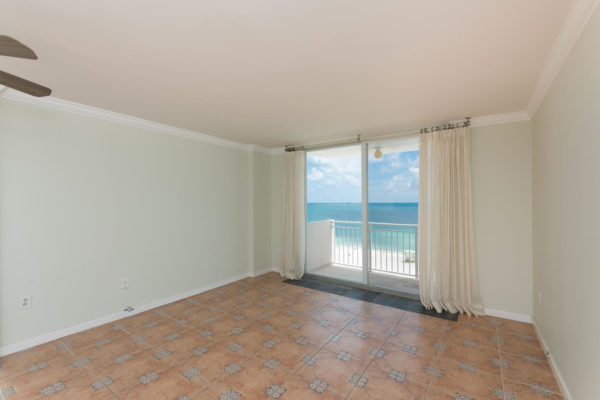 345 Ocean Dr Unit 1016 Miami-large-008-6-2016 DSC 5761-1499x1000-72dpi