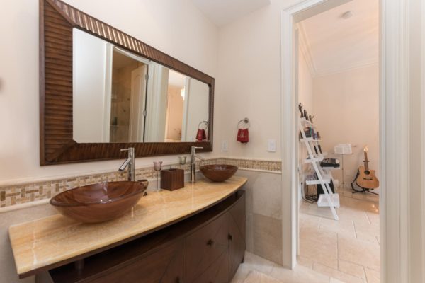 6090 SW 112th St Pinecrest FL-large-030-29-Bathroom-1498x1000-72dpi 6090 SW 112 Th Street - Pinecrest home for sale