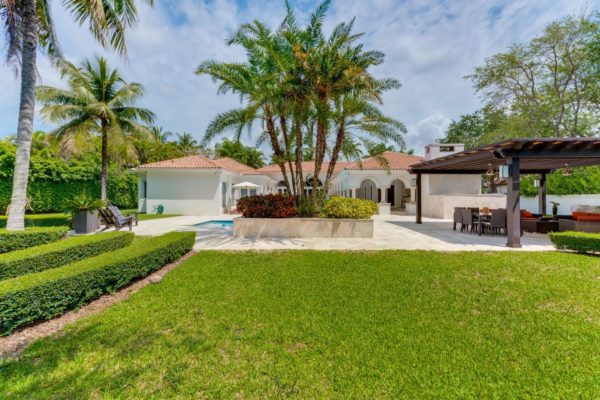 7430 SW 66th St South Miami FL-large-018-5-20160511 02 DSC 3414 HDR-1499x1000-72dpi 7430 SW 66th St South Miami FL-large-018-5-20160511 02 DSC 3414 HDR-1499x1000-72dpi