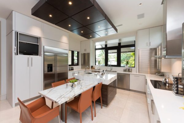 810 Jeronimo Dr Coral Gables-large-016-13-Kitchen-1498x1000-72dpi