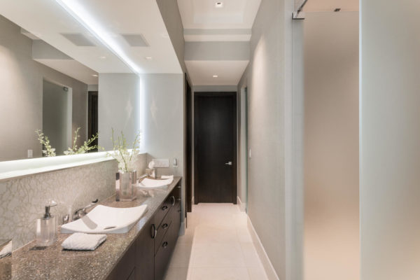 810 Jeronimo Dr Coral Gables-large-024-27-Master Bath-1499x1000-72dpi