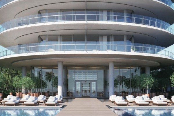 87-11-600x400 The Investment Value of Eighty Seven Park, Miami Beach