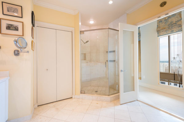 901 Brickell Key Blvd Unit-large-018-27-2017 DSC 0306 ED-1499x1000-72dpi