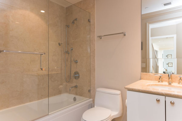 901 Brickell Key Blvd Unit-large-020-21-2017 DSC 0300-1499x1000-72dpi