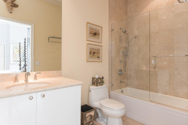 901 Brickell Key Blvd Unit-large-022-26-2017 DSC 0304-1499x1000-72dpi