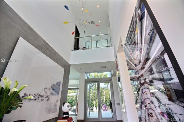Coral Gables Homes vs Key Biscayne Homes Coral Gables Homes vs Key Biscayne Homes