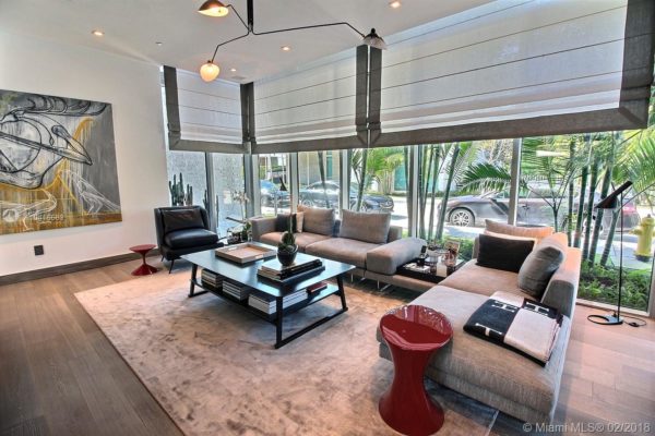 GetMCoral Gables Homes vs Key Biscayne Homes edia - 2019-06-25T114927.994 Coral Gables Homes vs Key Biscayne Homes