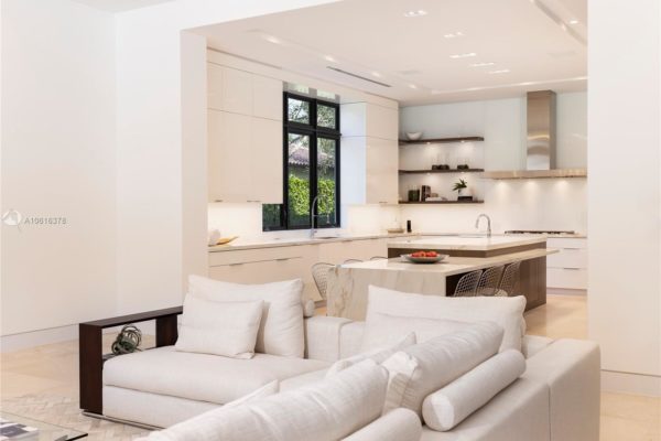 What Does $5M Buy You In Miami? $5Million Dollar Homes in 6 Different Miami Areas What Does $5M Buy You In Miami? $5Million Dollar Homes in 6 Different Miami Areas