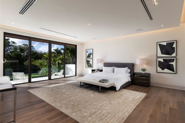 What Does $5M Buy You In Miami? $5Million Dollar Homes in 6 Different Miami Areas What Does $5M Buy You In Miami? $5Million Dollar Homes in 6 Different Miami Areas