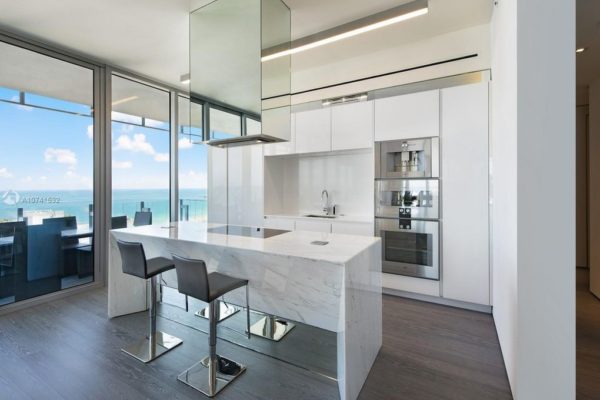 What Miami Condos For Sale Can You Afford? Comparing the Different Miami Condos in Price per SF What Miami Condos For Sale Can You Afford? Comparing the Different Miami Condos in Price per SF