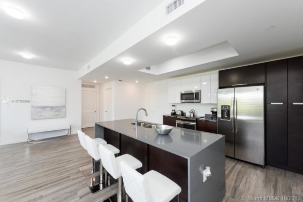 L'Uccello Coconut Grove | Income Producing Property offering 6 fully furnished units L'Uccello Coconut Grove | Income Producing Property offering 6 fully furnished units
