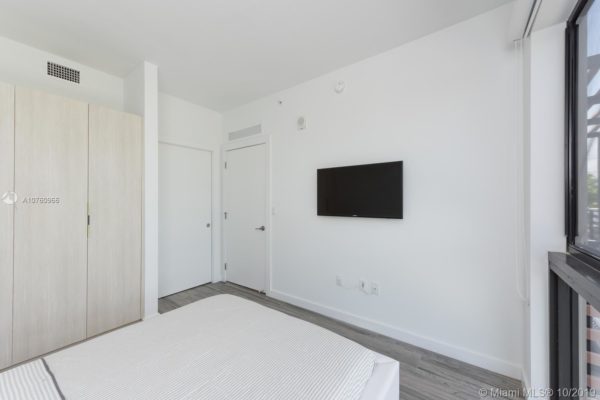 L'Uccello Coconut Grove | Income Producing Property offering 6 fully furnished units L'Uccello Coconut Grove | Income Producing Property offering 6 fully furnished units
