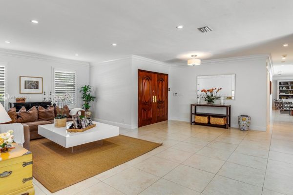 The Pinecrest Real Estate Market Report 2019 The Pinecrest Real Estate Market Report 2019
