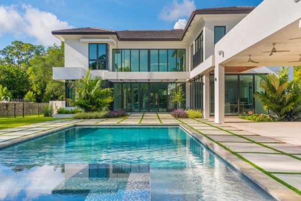 The Pinecrest Real Estate Market Report 2019 The Pinecrest Real Estate Market Report 2019