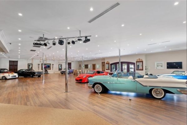 Luxury Waterfront Living in Fort Lauderdale | A Market Update and Property Tour