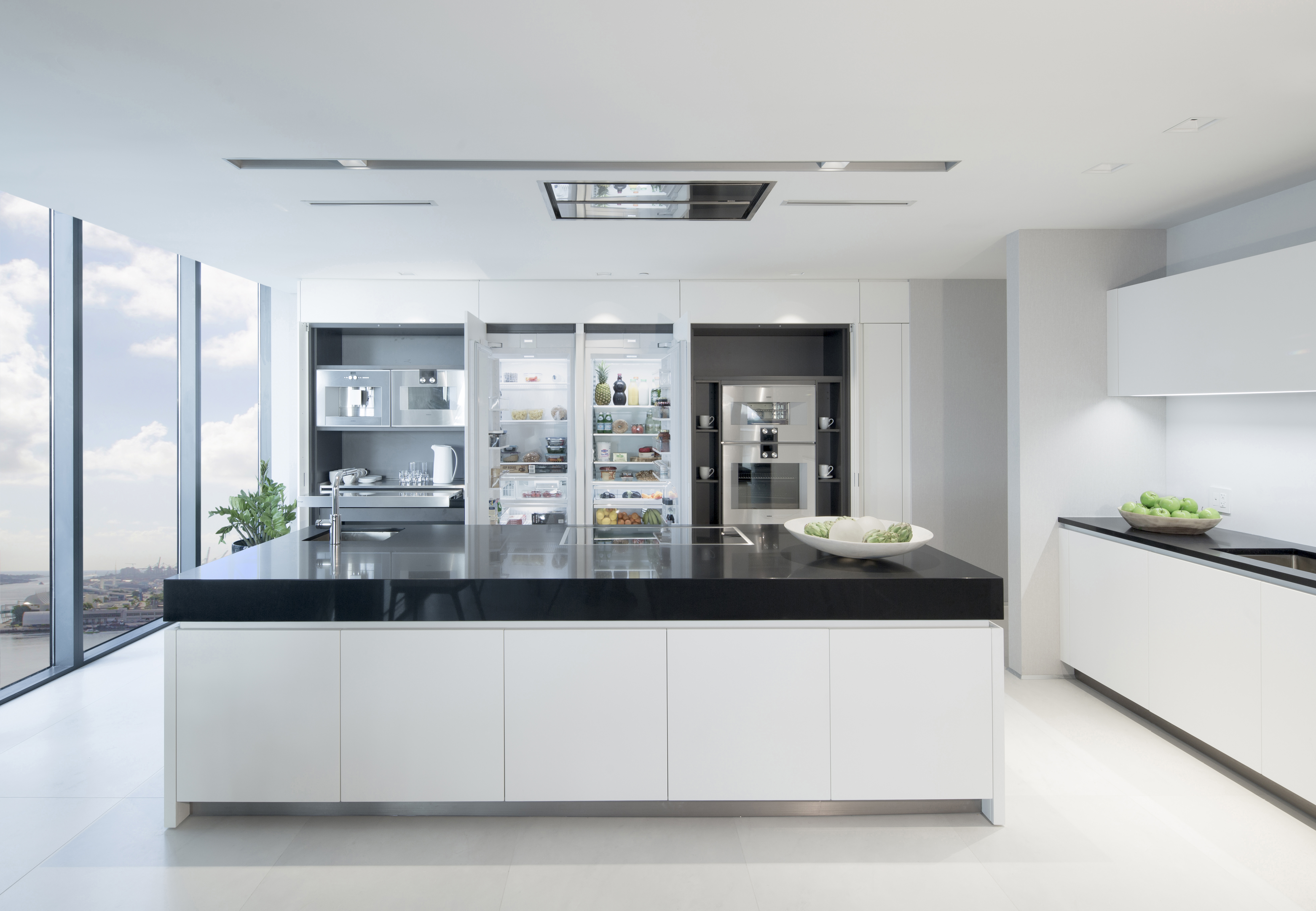 Is One thousand Museum the Best Luxury Condo in Miami? The kitchens at one thousand museum Is One thousand Museum the Best Luxury Condo in Miami? The kitchens at one thousand museum