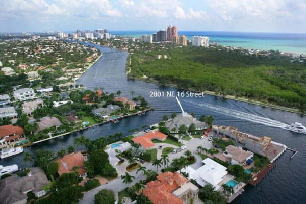 What are the Best Waterfront Point Lot homes in Fort Lauderdale?