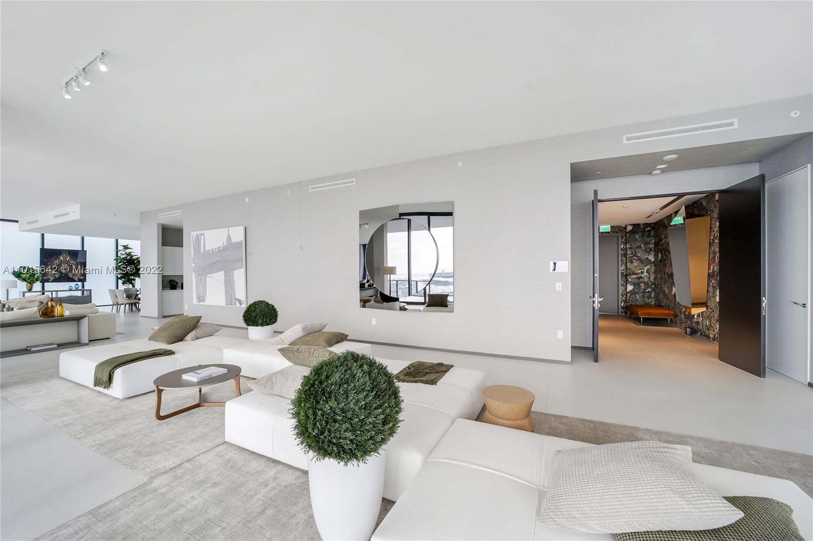 Miami Penthouses for Sale | 10 Penthouses with 10 Budgets. Miami Penthouses for Sale | 10 Penthouses with 10 Budgets.