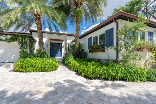 Why Coral Gables Real Estate is a ‘Hot Market’ for Real Estate Investors in 2020 Why Coral Gables Real Estate is a ‘Hot Market’ for Real Estate Investors in 2020