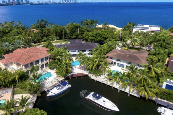 Why Coral Gables Real Estate is a ‘Hot Market’ for Real Estate Investors in 2020. Read everything about the health of the Coral Gables market Why Coral Gables Real Estate is a ‘Hot Market’ for Real Estate Investors in 2020. Read everything about the health of the Coral Gables marketv
