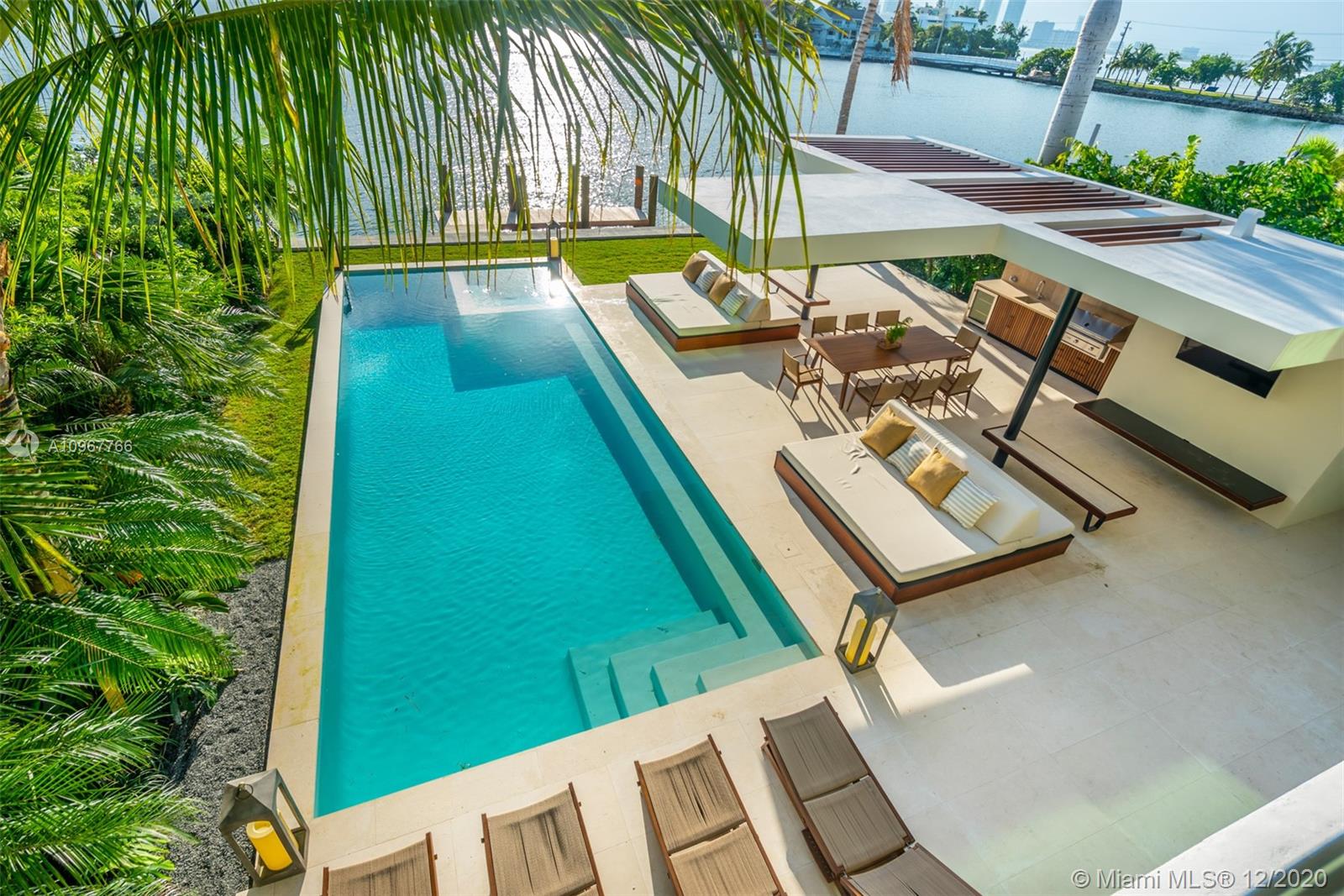 The Best Waterfront Homes for Sale in Miami