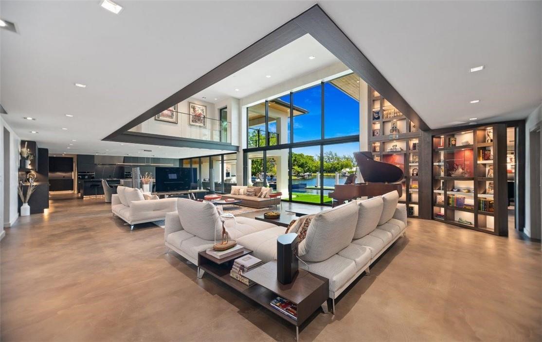 The 5 Best Bay Colony Homes for Sale In 2020! The 5 Best Bay Colony Homes for Sale In 2020!