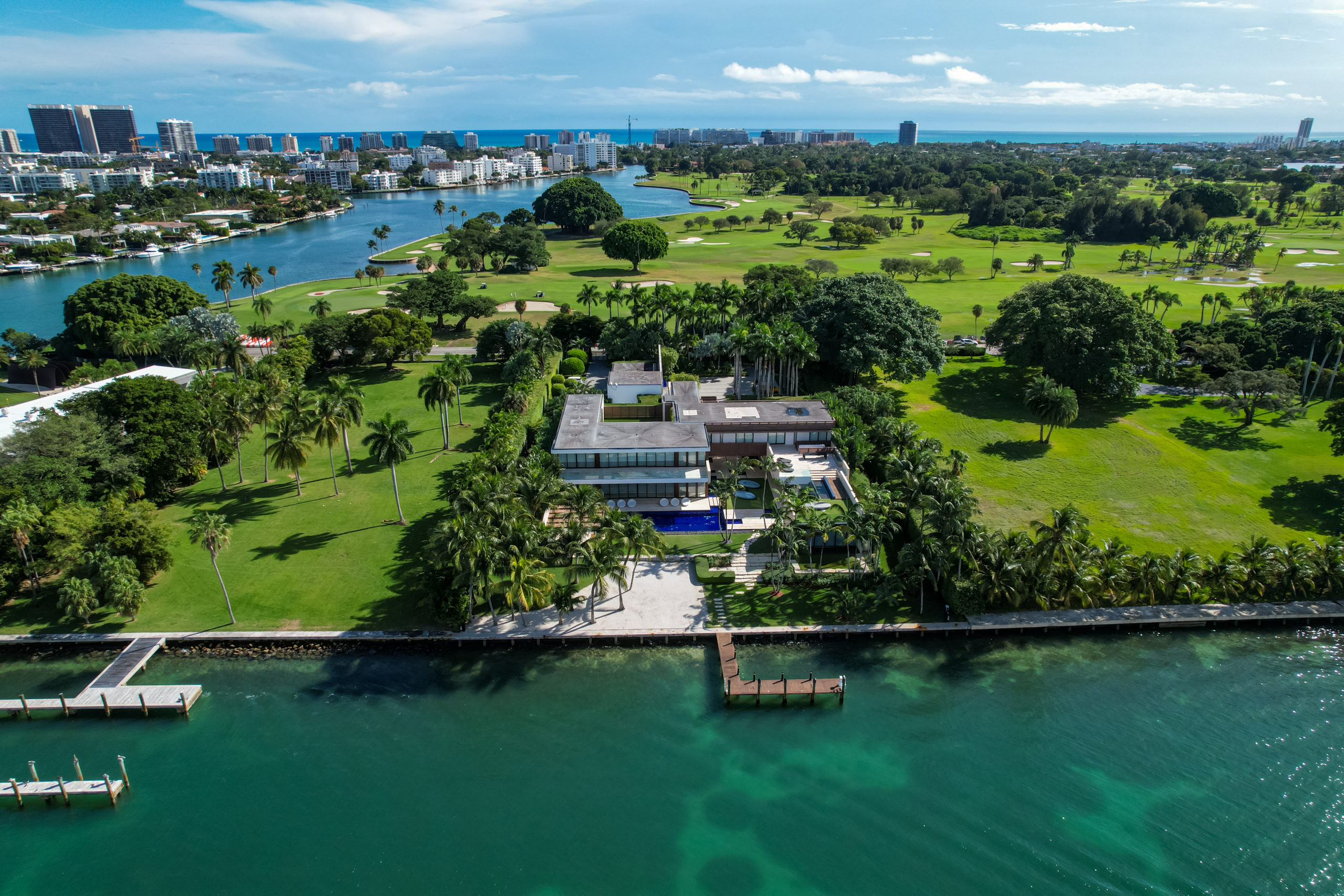 What are the Best Waterfront Communities in Miami in 2022? DSG