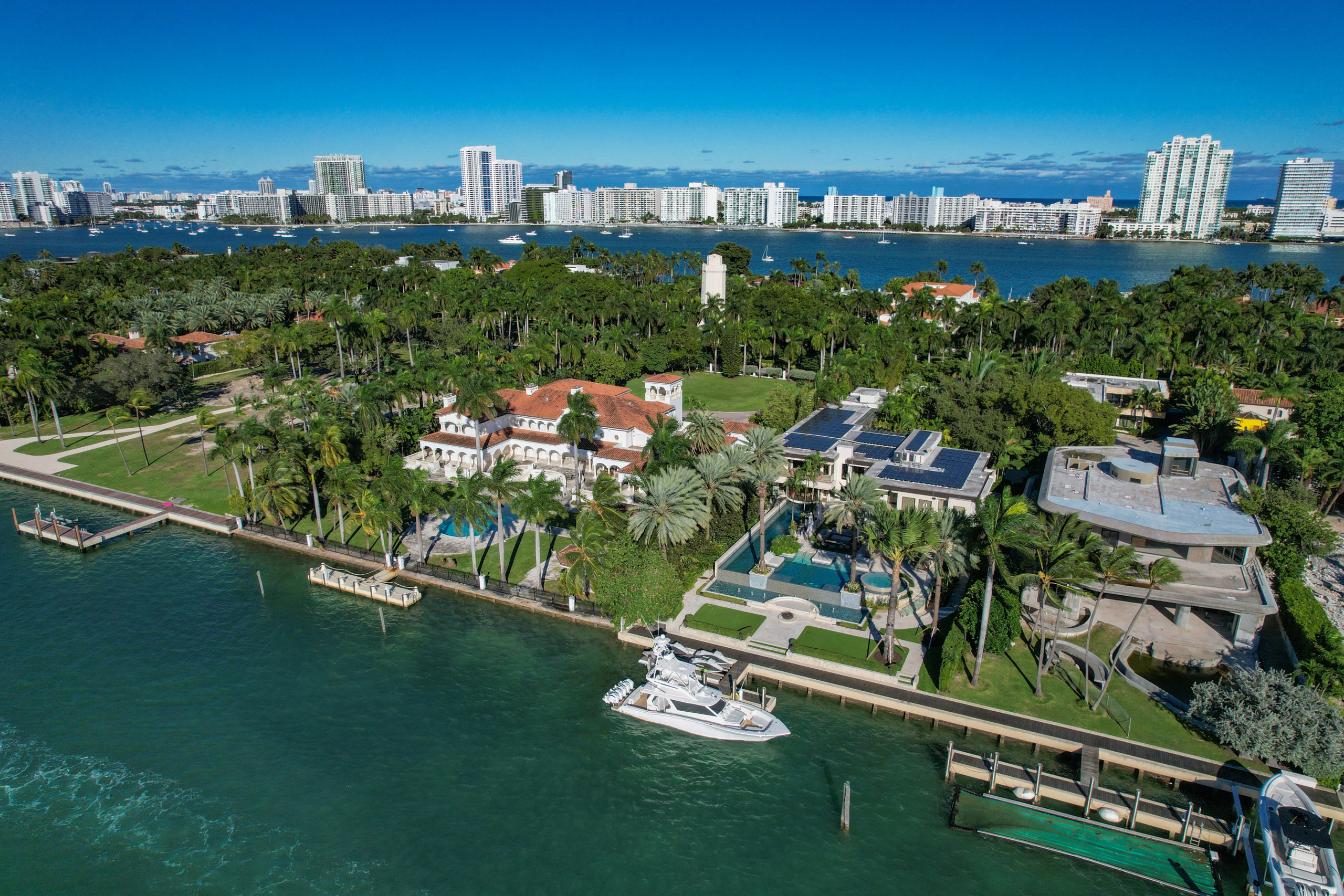 What are the Best Waterfront Communities in Miami in 2022? DSG