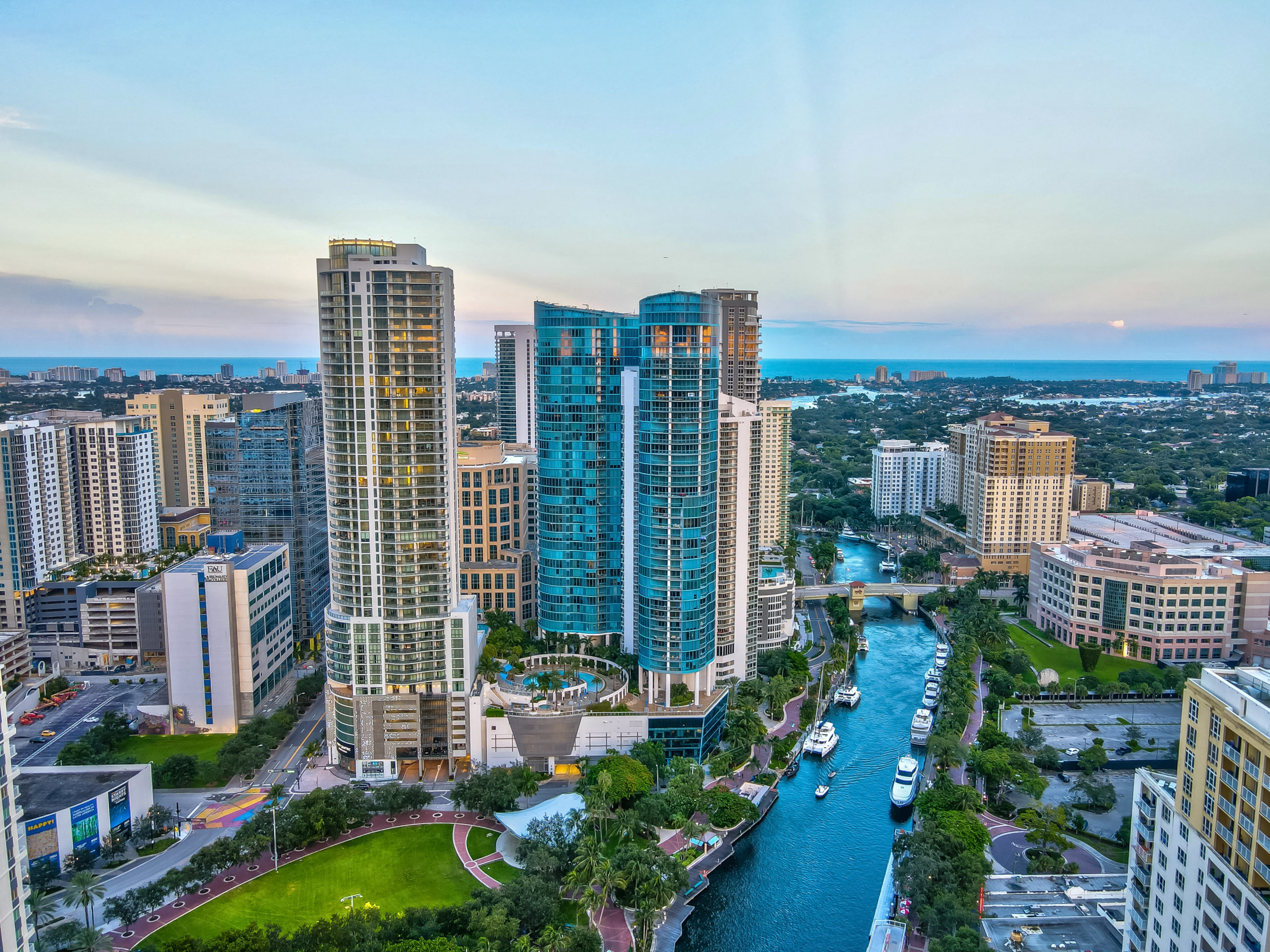 Inside 100 Las Olas in Fort Lauderdale | Enjoy The Most Exclusive Urban Lifestyle Fort Lauderdale has to offer Inside 100 Las Olas in Fort Lauderdale | Enjoy The Most Exclusive Urban Lifestyle Fort Lauderdale has to offer