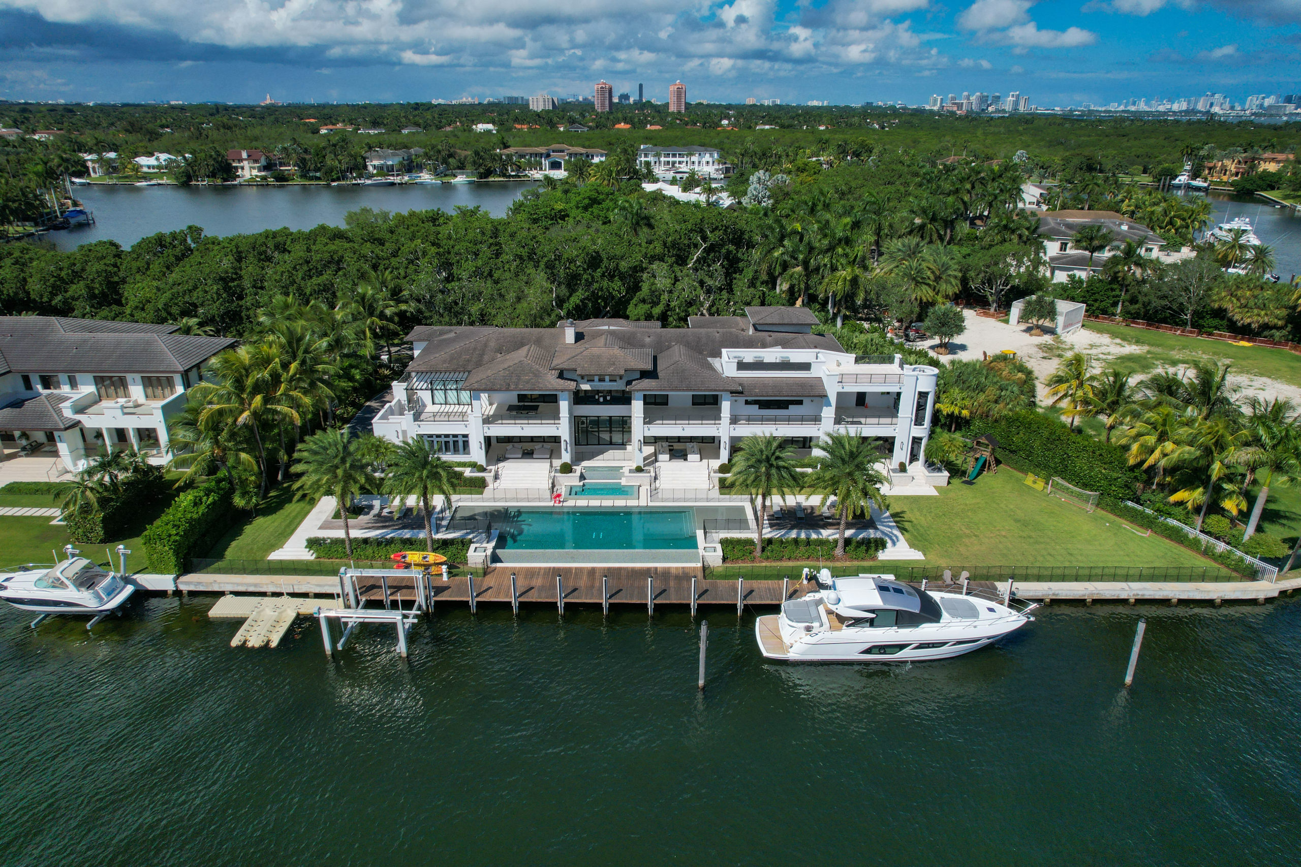 Miami Mansions for Sale | Where to Find the Best Mansions for Sale in Miami DSG Miami Mansions for Sale | Where to Find the Best Mansions for Sale in Miami DSG
