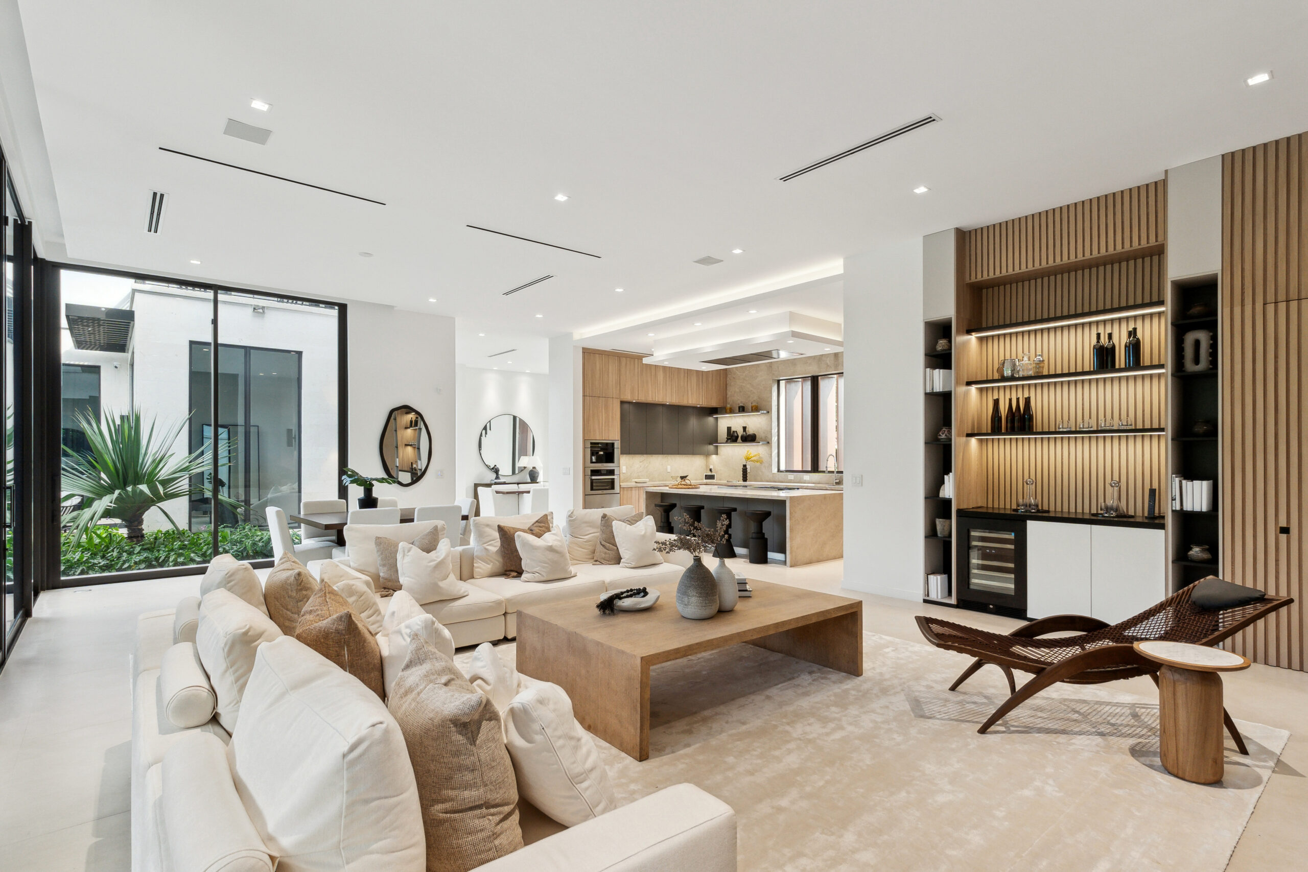 10 Proven Strategies to Relist and Sell Expired Listings Fast in Miami’s Competitive Market by a top realtor.