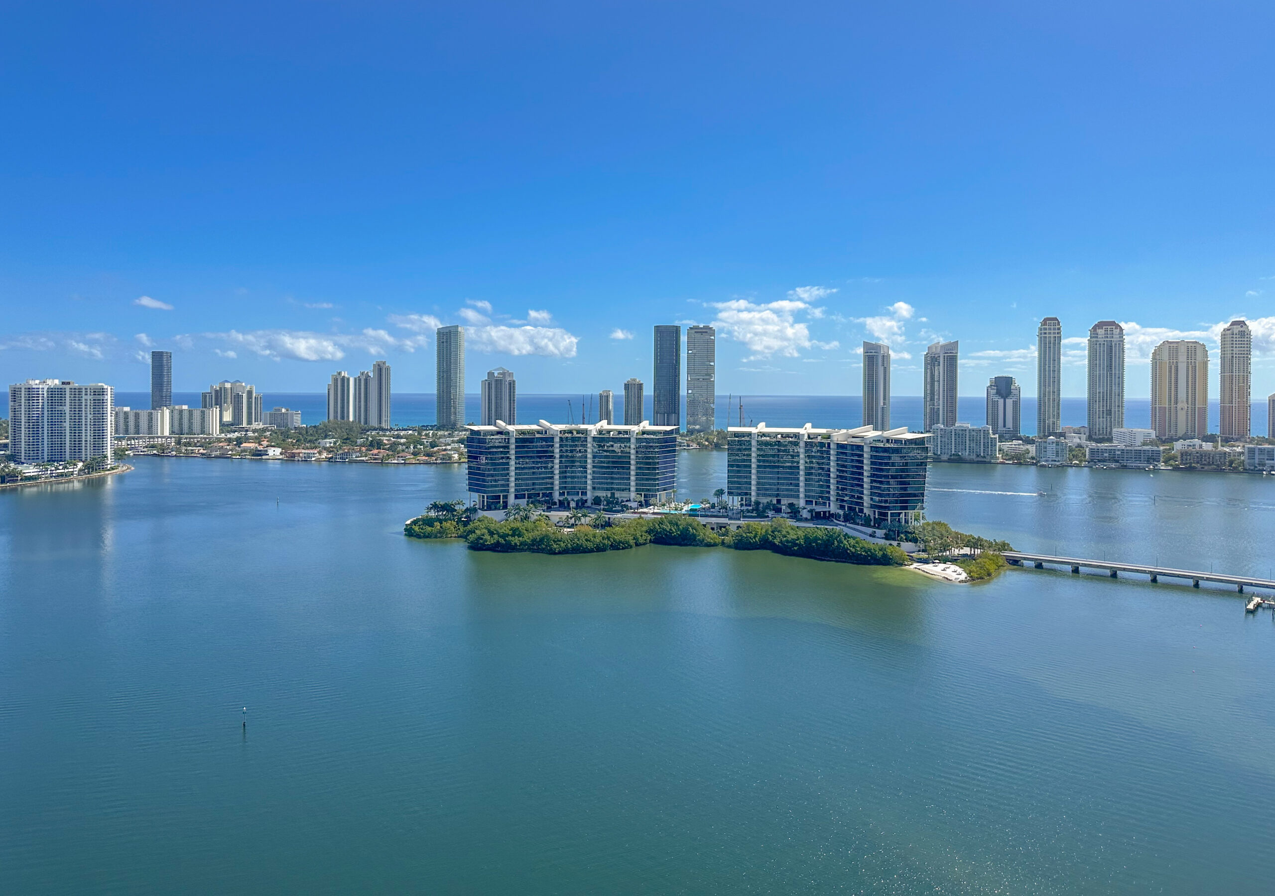 Aventura Condos for Sale: Why It’s a Top Choice for Luxury Condo Buyers in Miami Aventura Condos for Sale: Why It’s a Top Choice for Luxury Condo Buyers in Miami