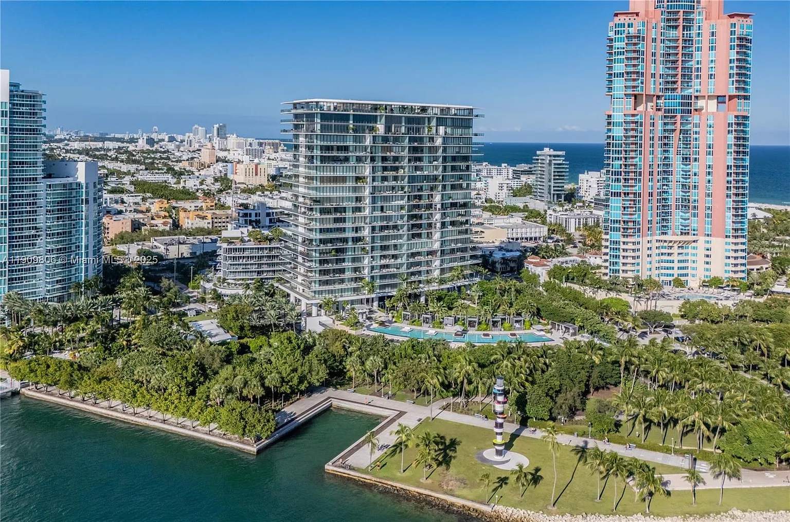 Coconut Grove vs South of Fifth Condos: Which Miami Luxury Neighborhood Is Right for You? Lifestyle, prices and more Coconut Grove vs South of Fifth Condos: Which Miami Luxury Neighborhood Is Right for You? Lifestyle, prices and more